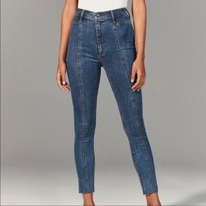 ABERCROMBIE HIGH RISE ANKLE JEANS